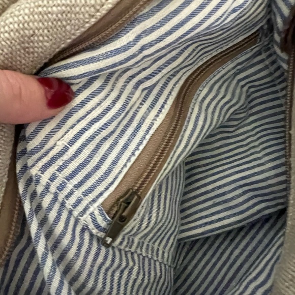 Chateau Maison Blanche French Tote Tan - Picture 4 of 4